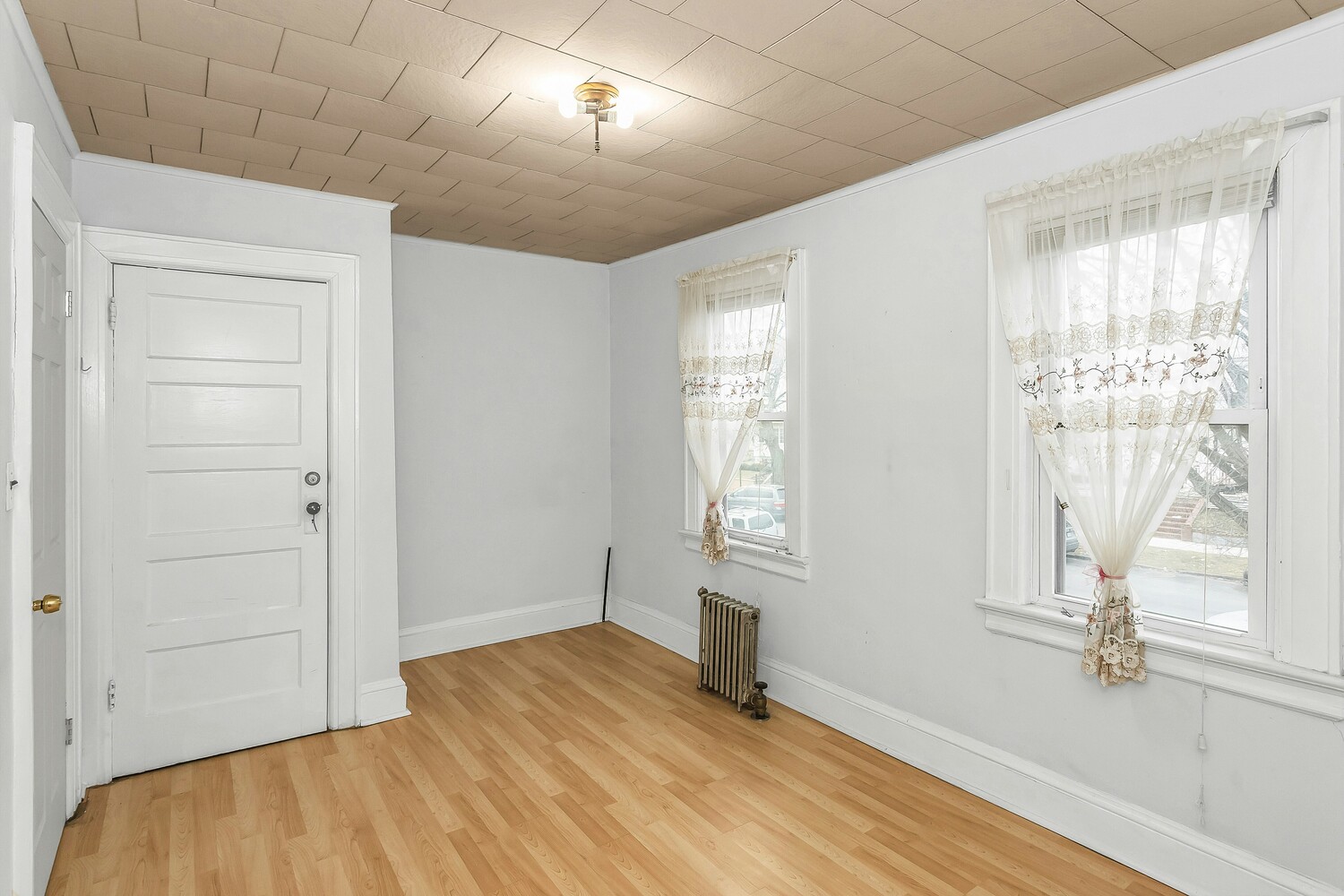 148-28 87th Avenue Property Photo 13