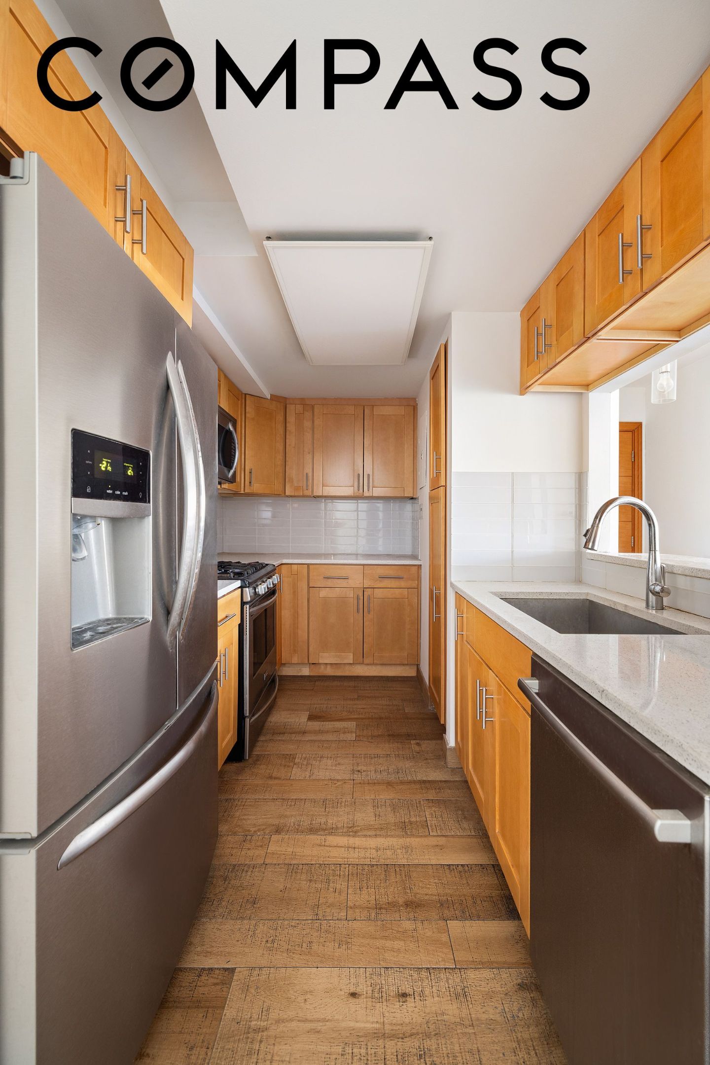 1400 5th Avenue 6p Property Photo 3