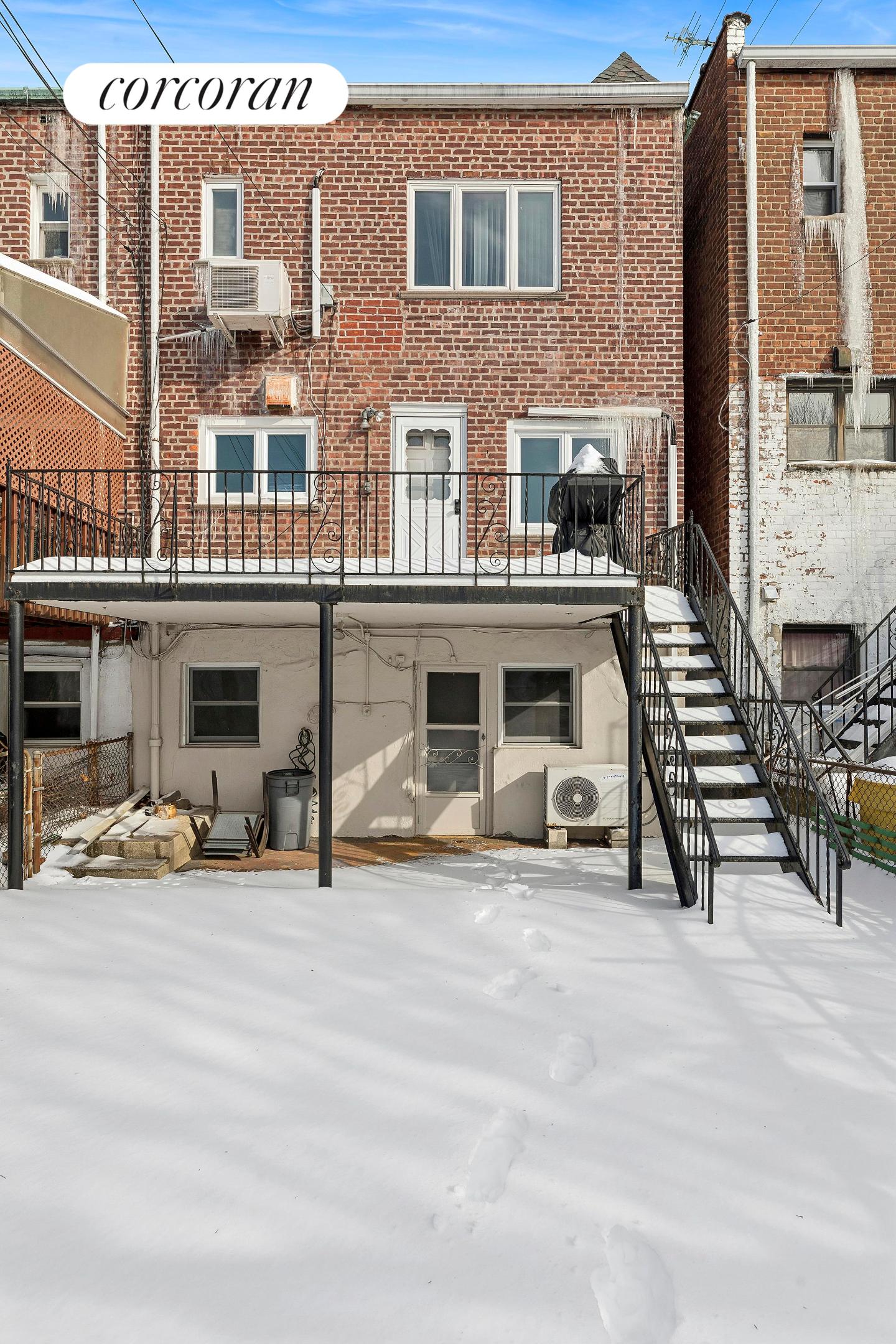 2652 E 29th Street Property Photo 5