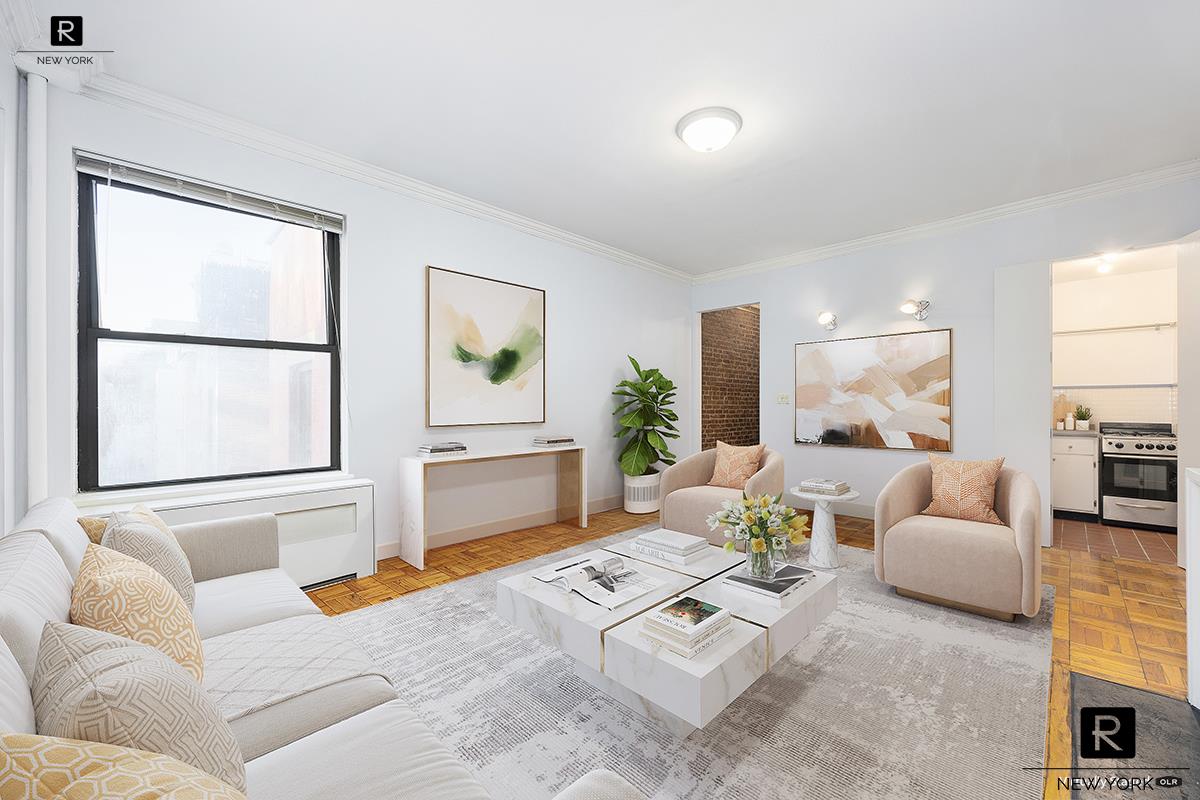 151 W 80th Street 3-r Property Photo 1