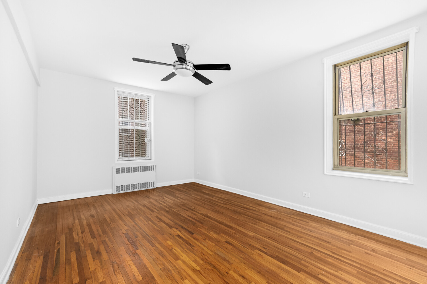 243 Mcdonald Avenue 1d Property Photo 2