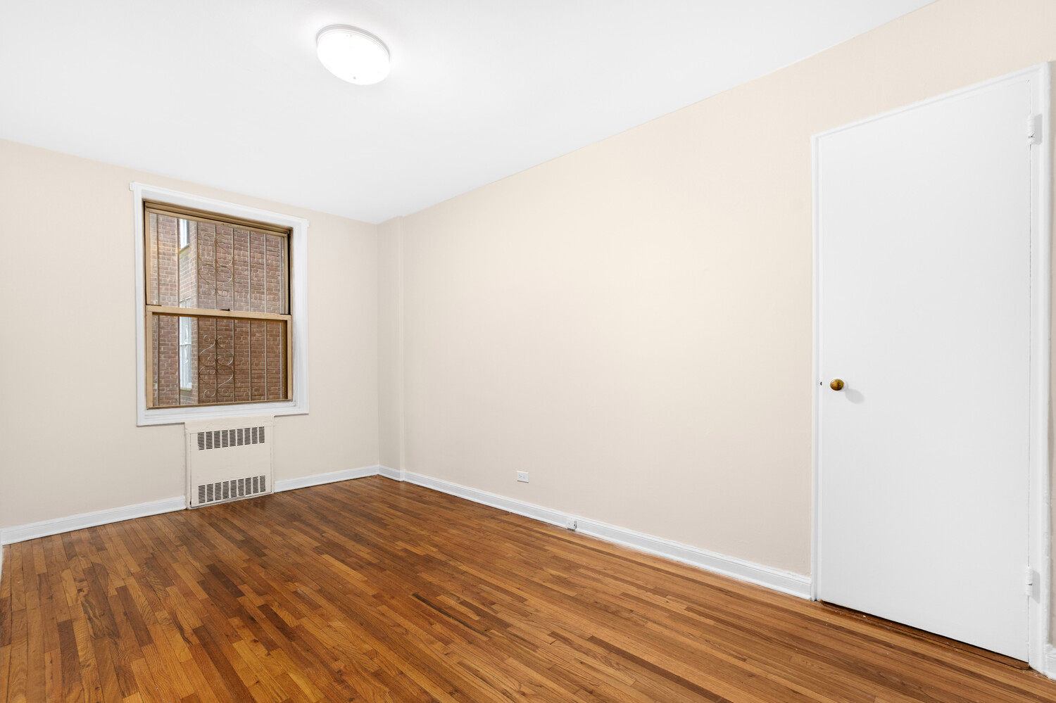 243 Mcdonald Avenue 1d Property Photo 3
