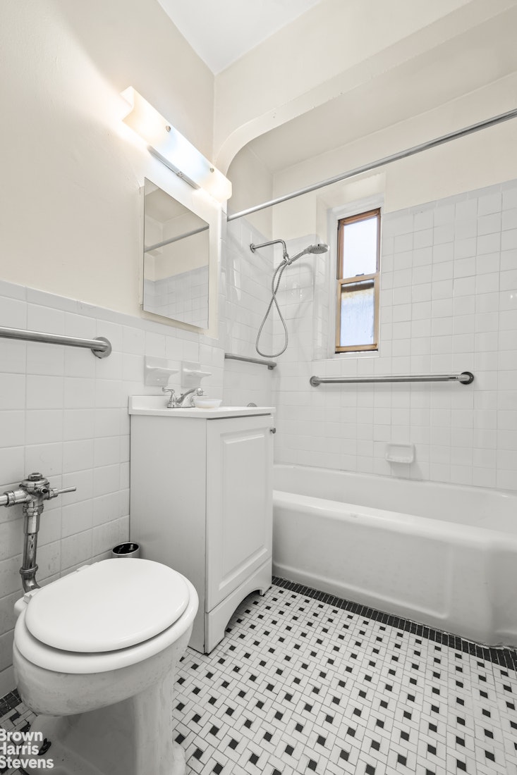 77-14 113th Street 3o Property Photo 10