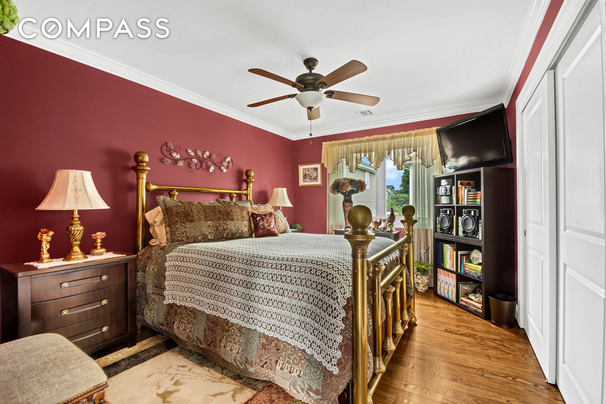909 Jewett Avenue Property Photo 27