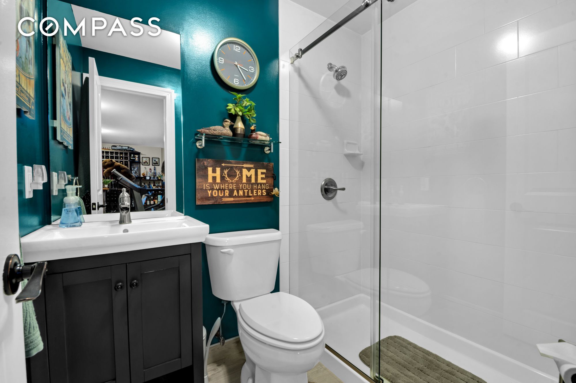 909 Jewett Avenue Property Photo 34