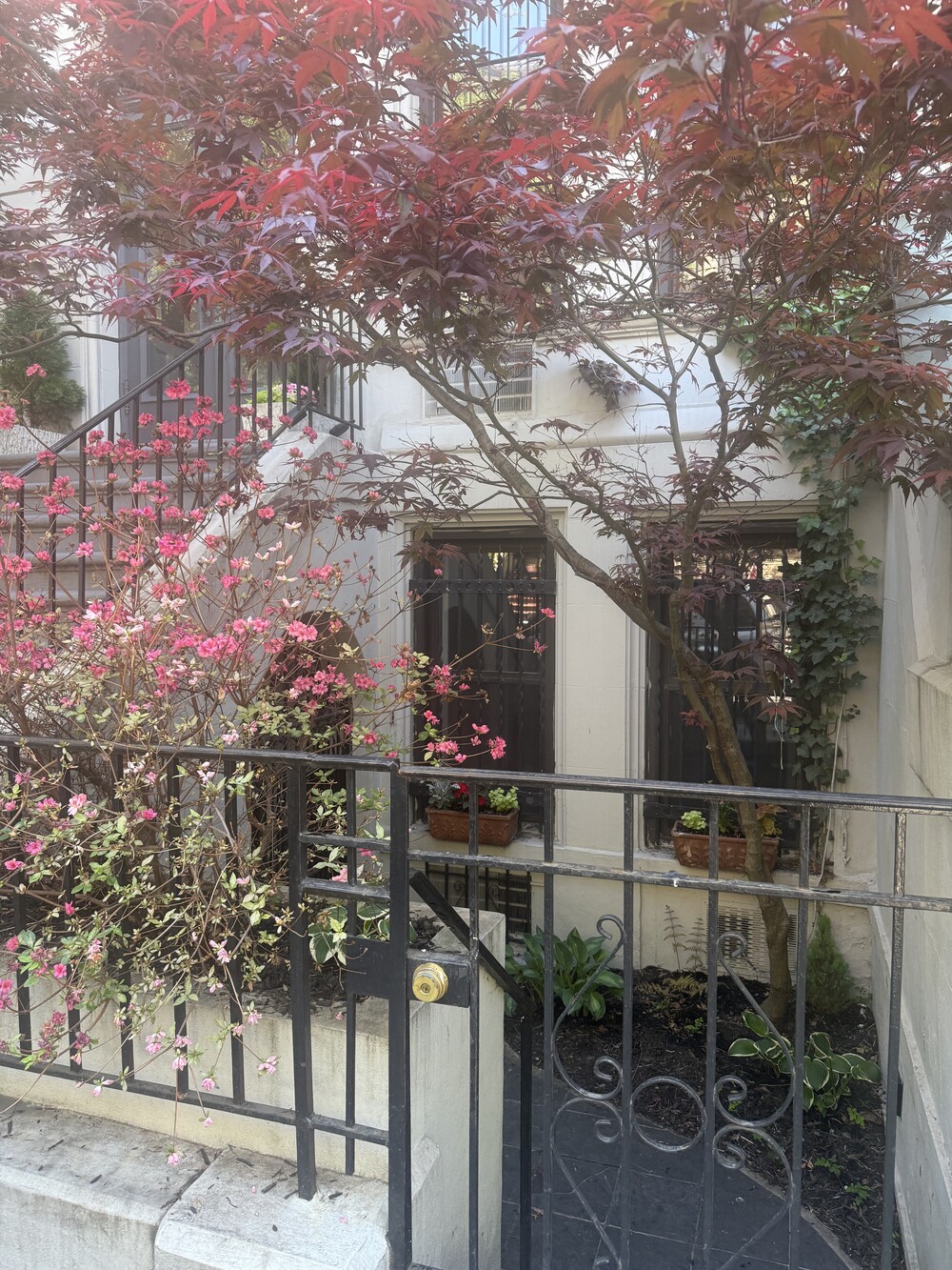 134 W 80TH Street PARLOR Property Photo 1