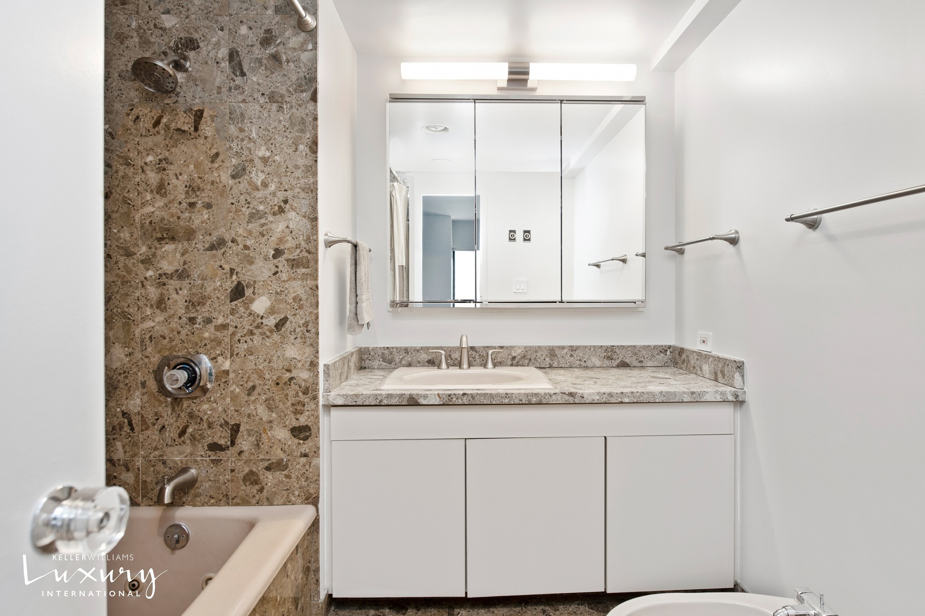 721 Fifth Avenue 37a Property Photo 10