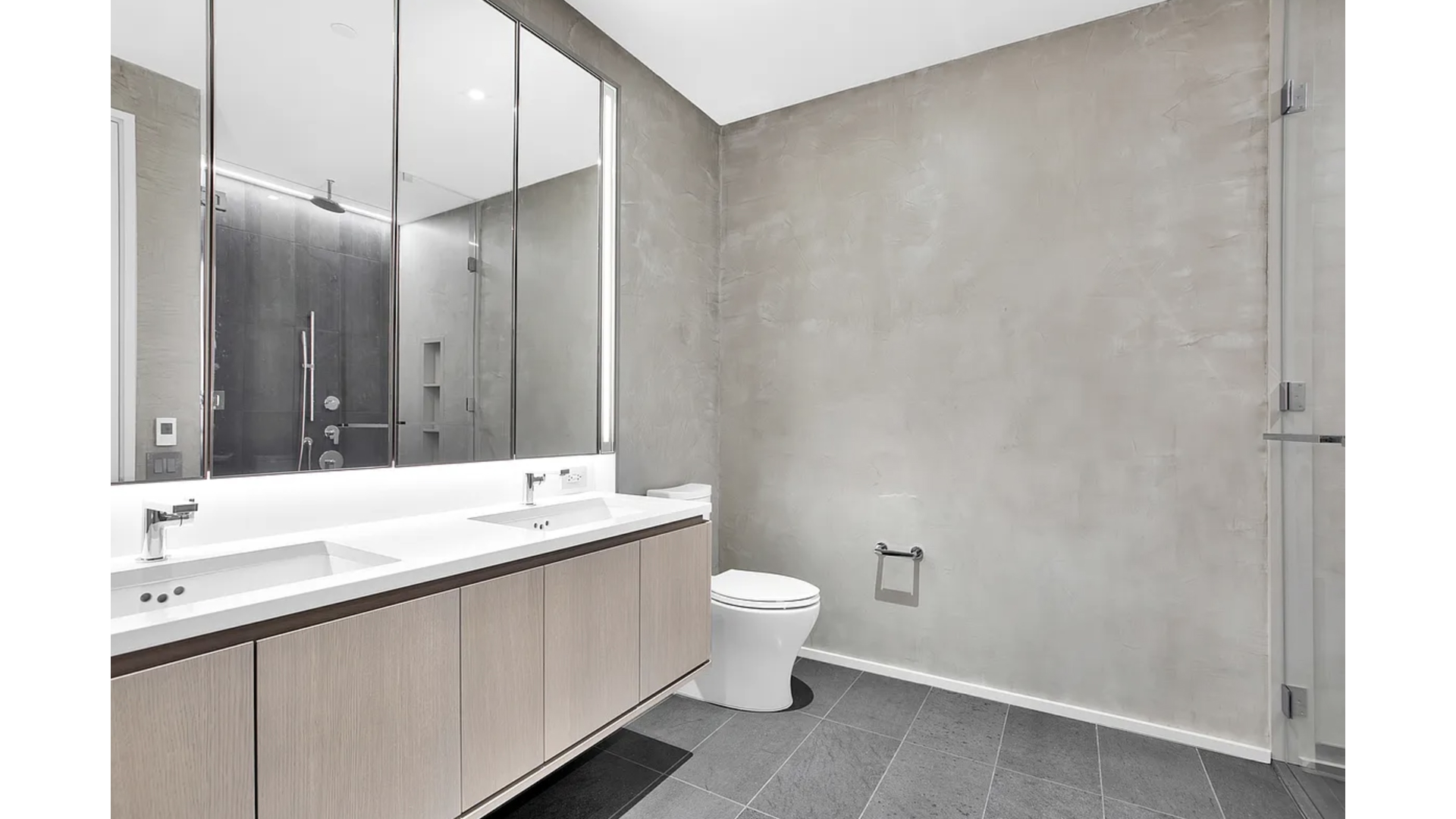 77 Charlton Street N3d Property Photo 9