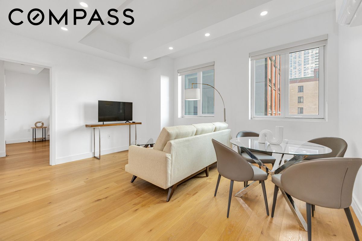 24-16 Queens Plaza S 4J Property Photo 1