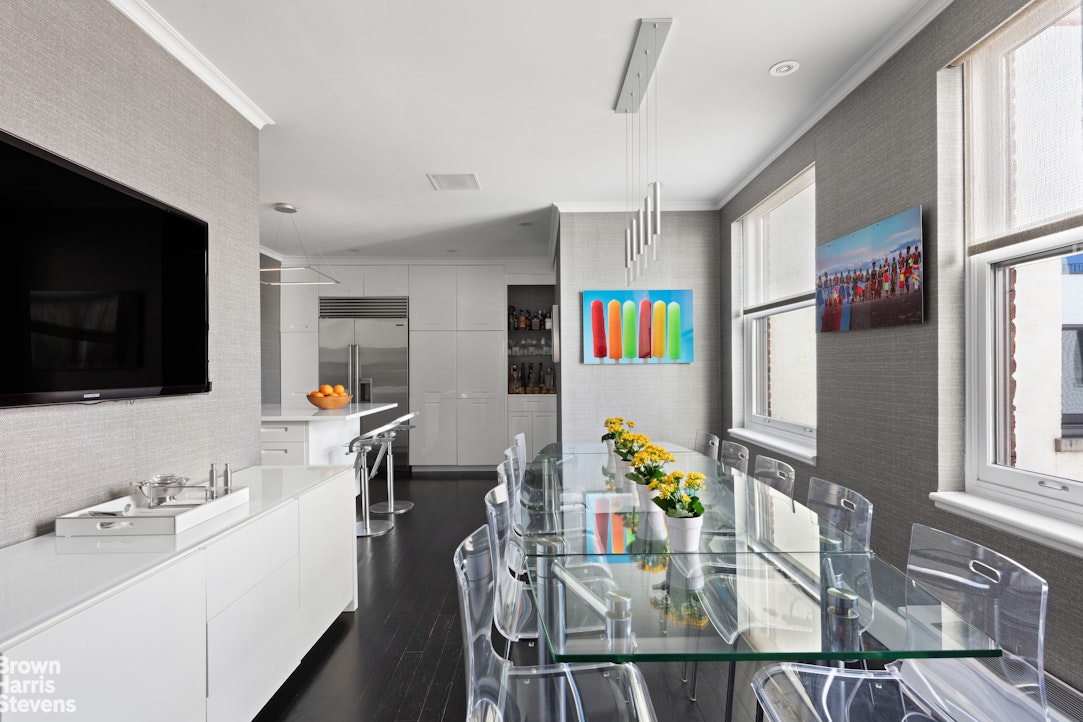 101 W 81st Street 701/702 Property Photo 17