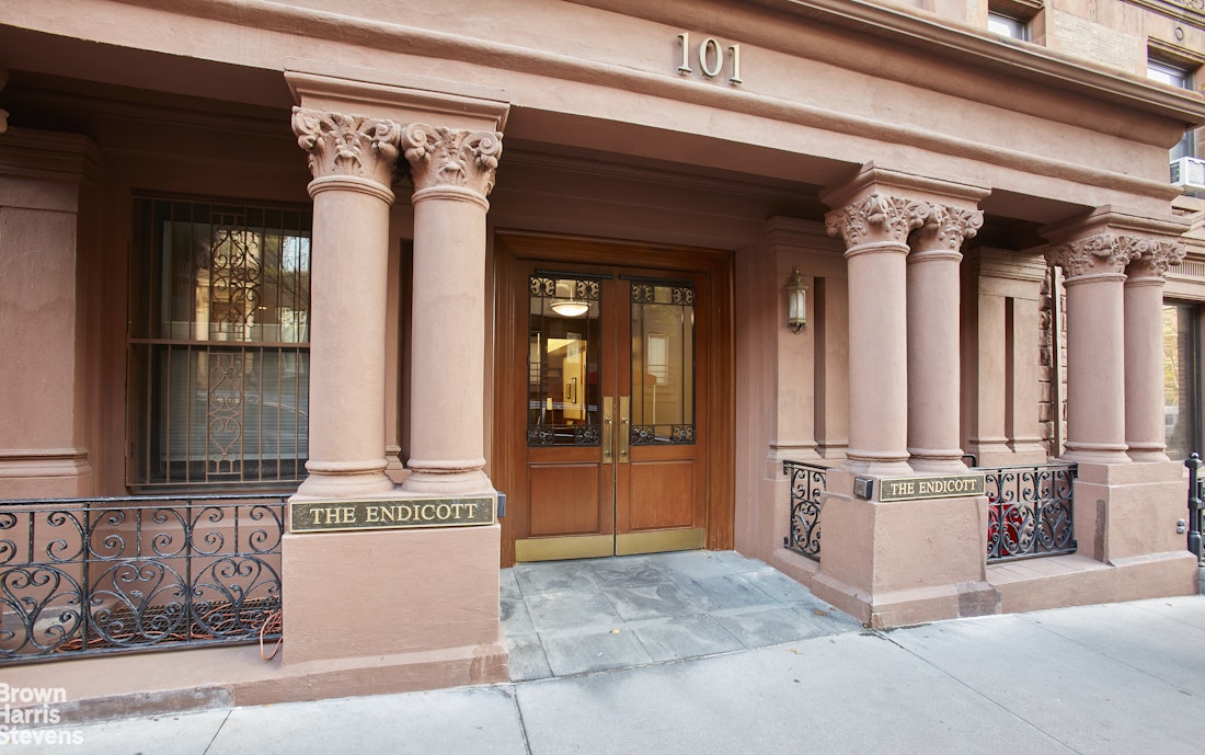 101 W 81st Street 701/702 Property Photo 26