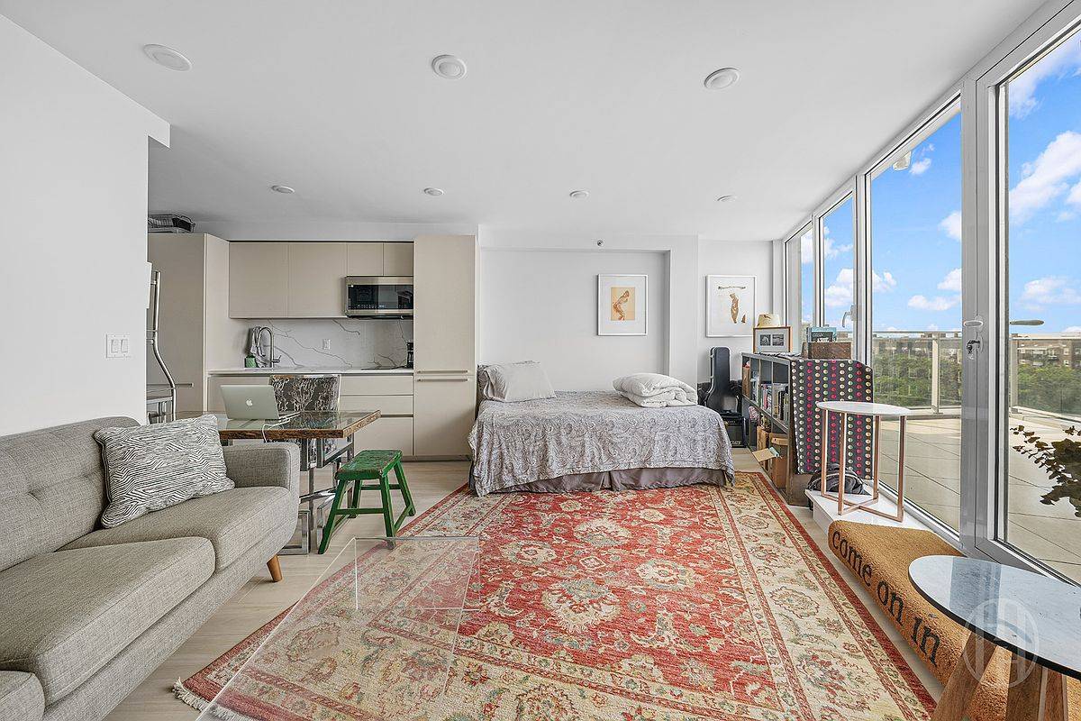 733 Ocean Parkway 8A Property Photo 1
