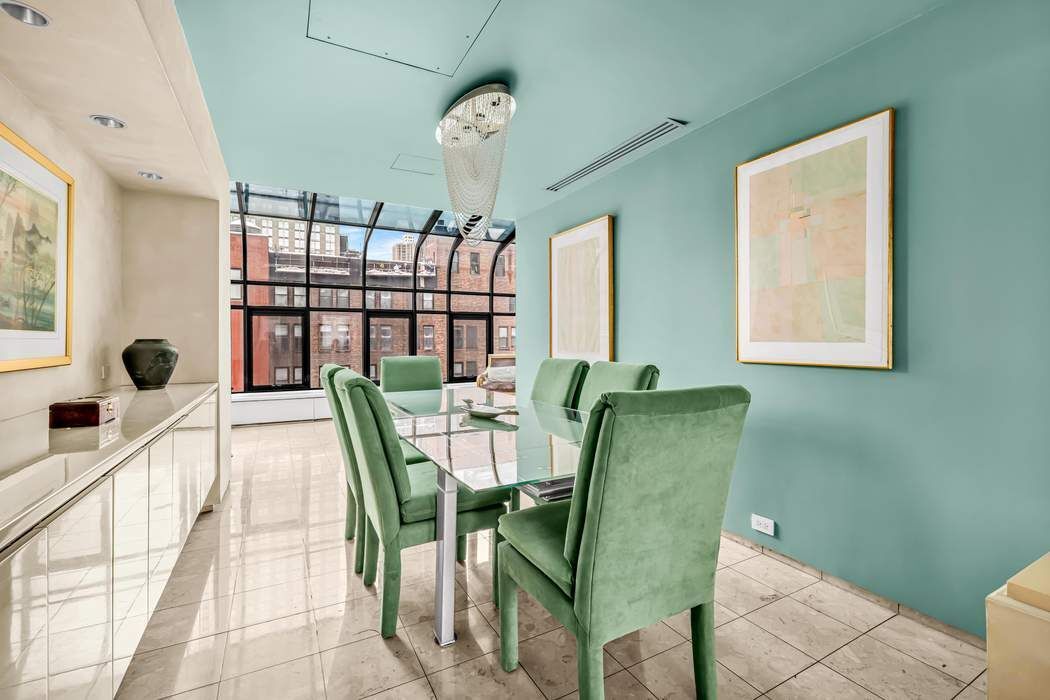 220 Madison Avenue Pha Property Photo 4