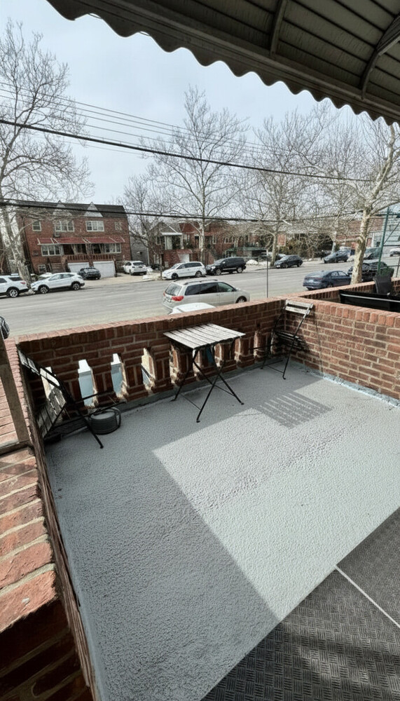 1718 Williamsbridge Road Property Photo 2