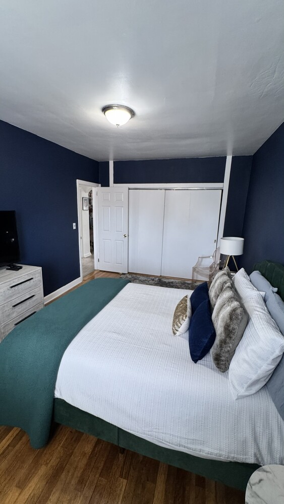 1718 Williamsbridge Road Property Photo 24