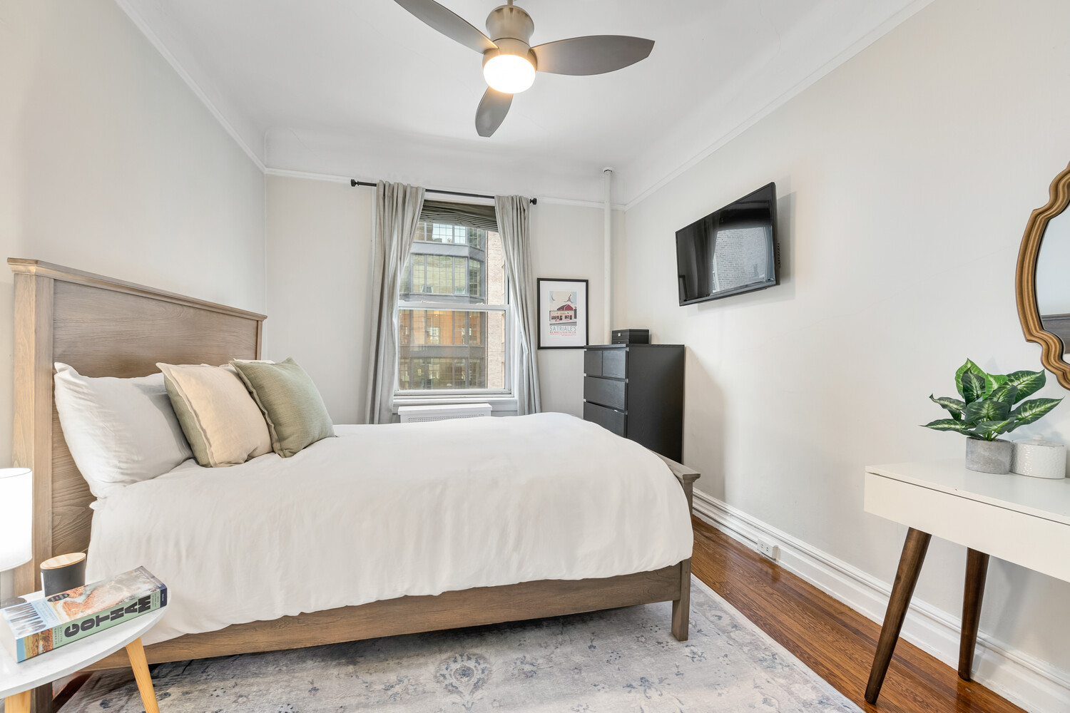 125 W 12th Street 4d Property Photo 4