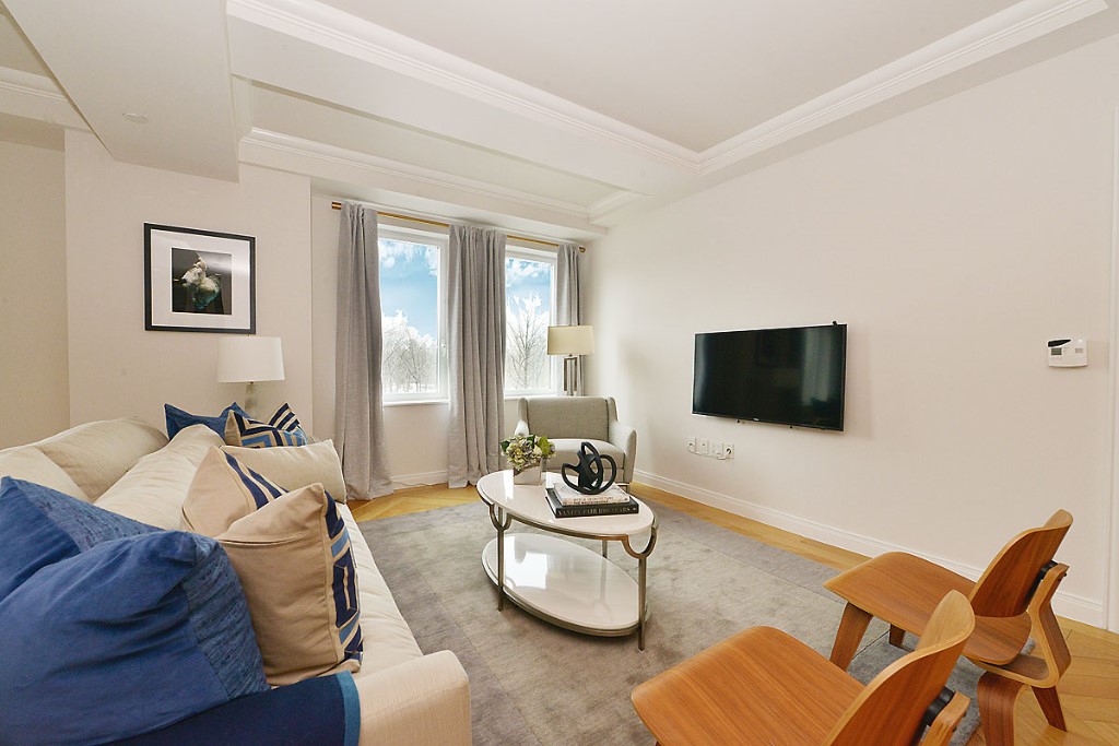 160 Central Park S 404 Property Photo 1