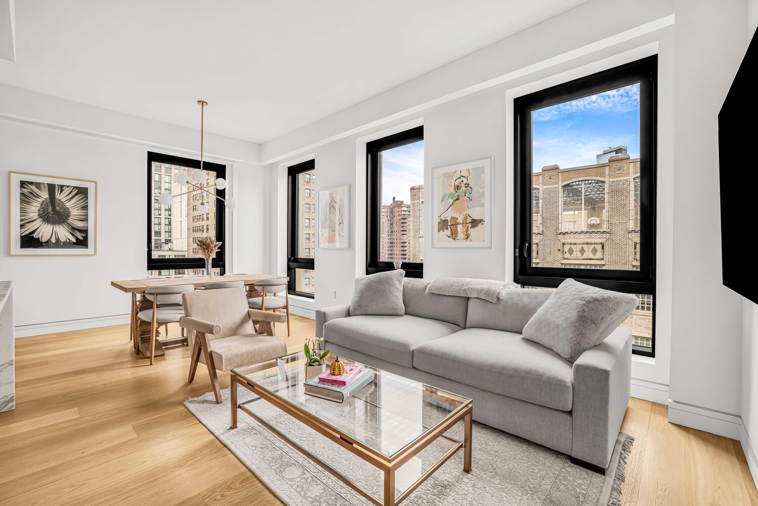 242 BROOME Street 8A Property Photo 1