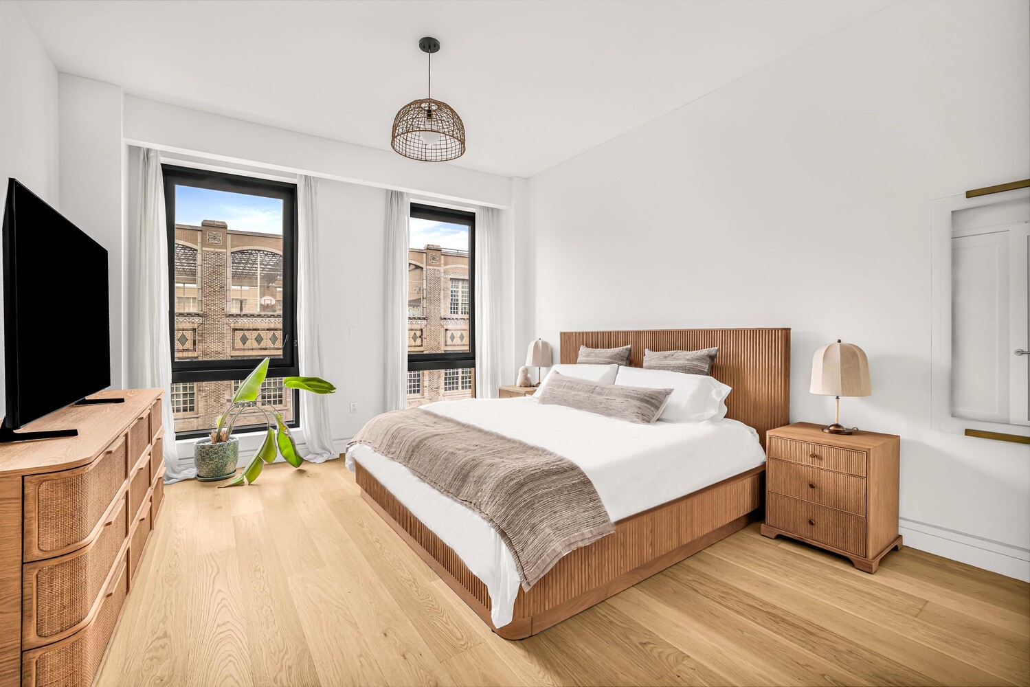 242 Broome Street 8a Property Photo 6