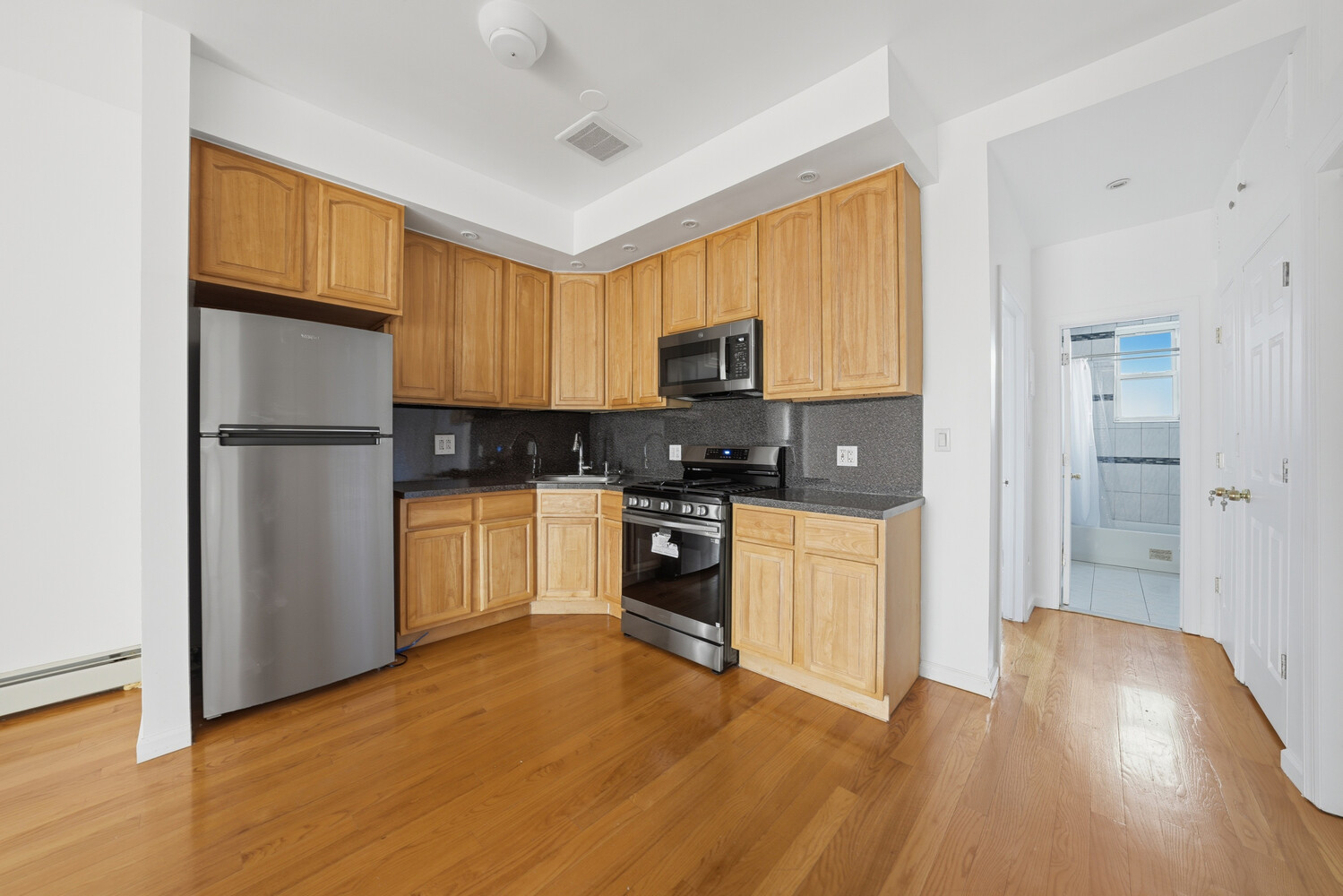 2267 PACIFIC Street Property Photo 1