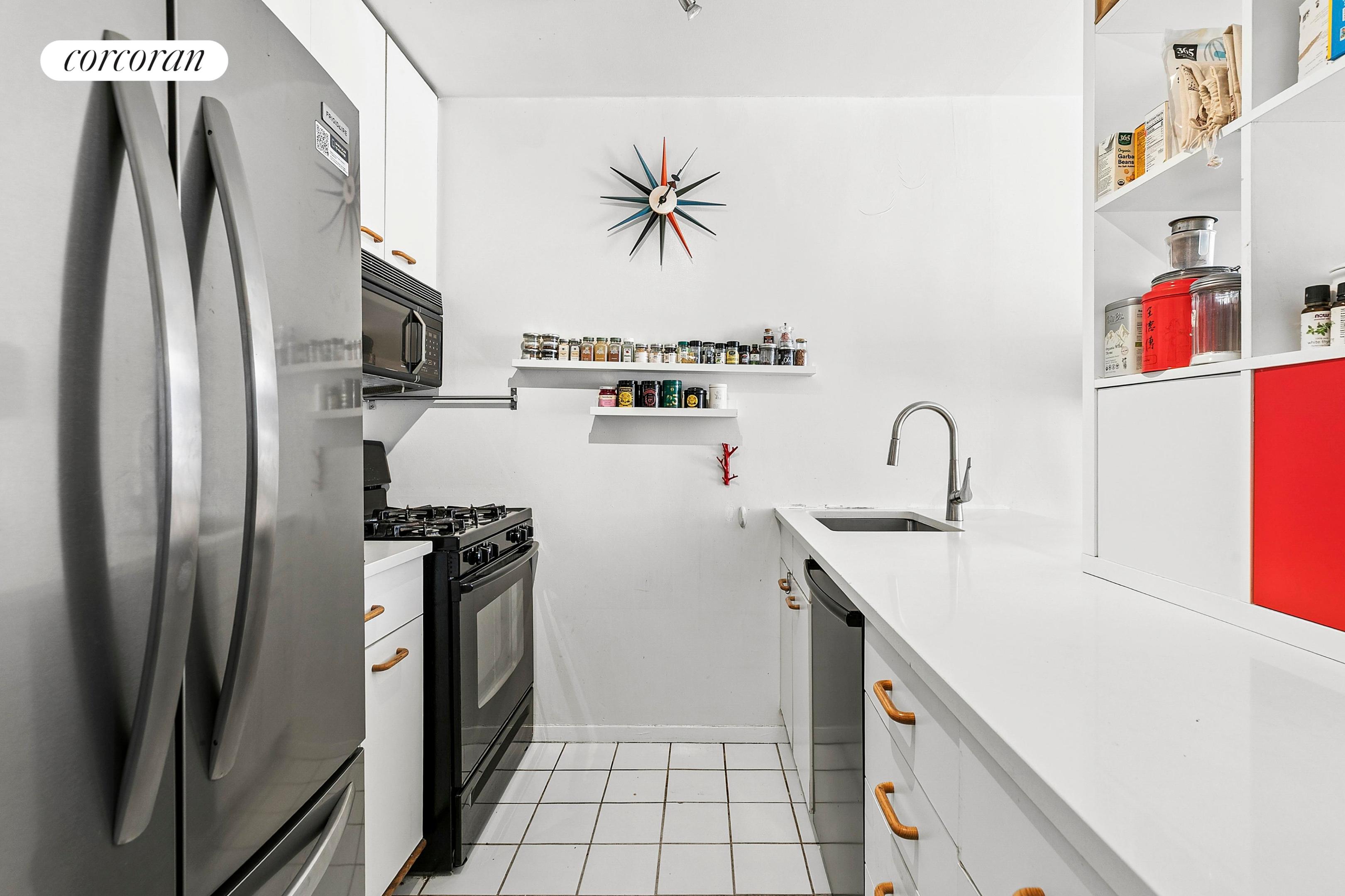 350 W 50th Street 7c Property Photo 4