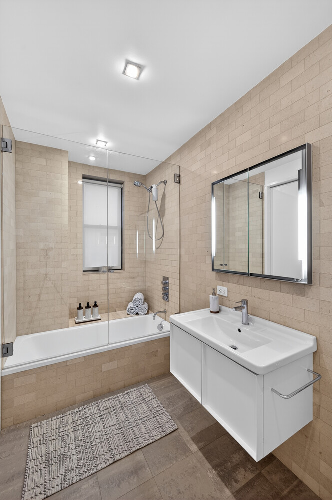 146 E 49th Street 9b Property Photo 12