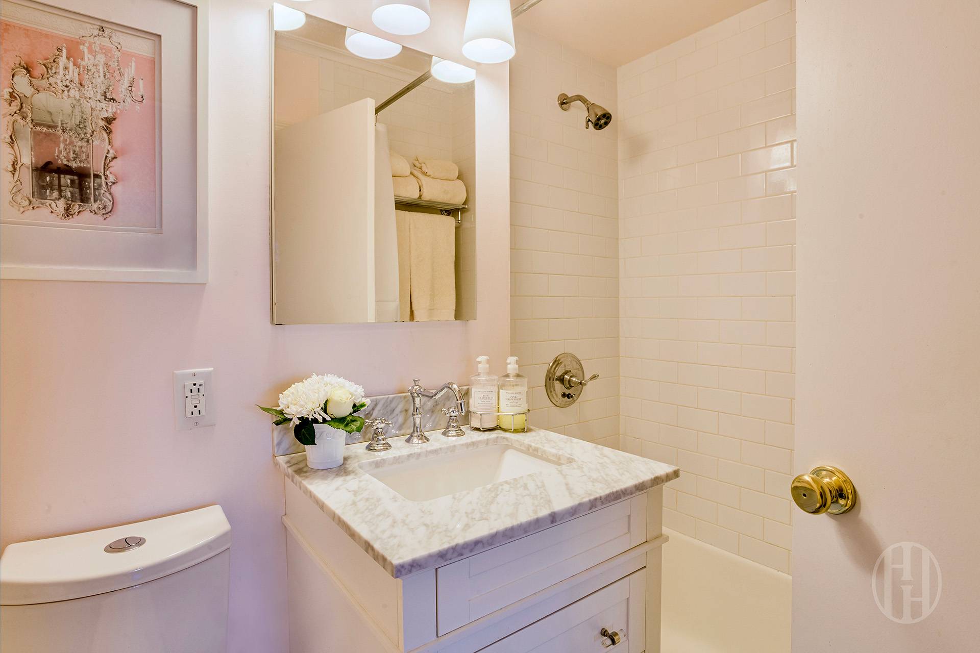 357 E 57th Street 8g Property Photo 8