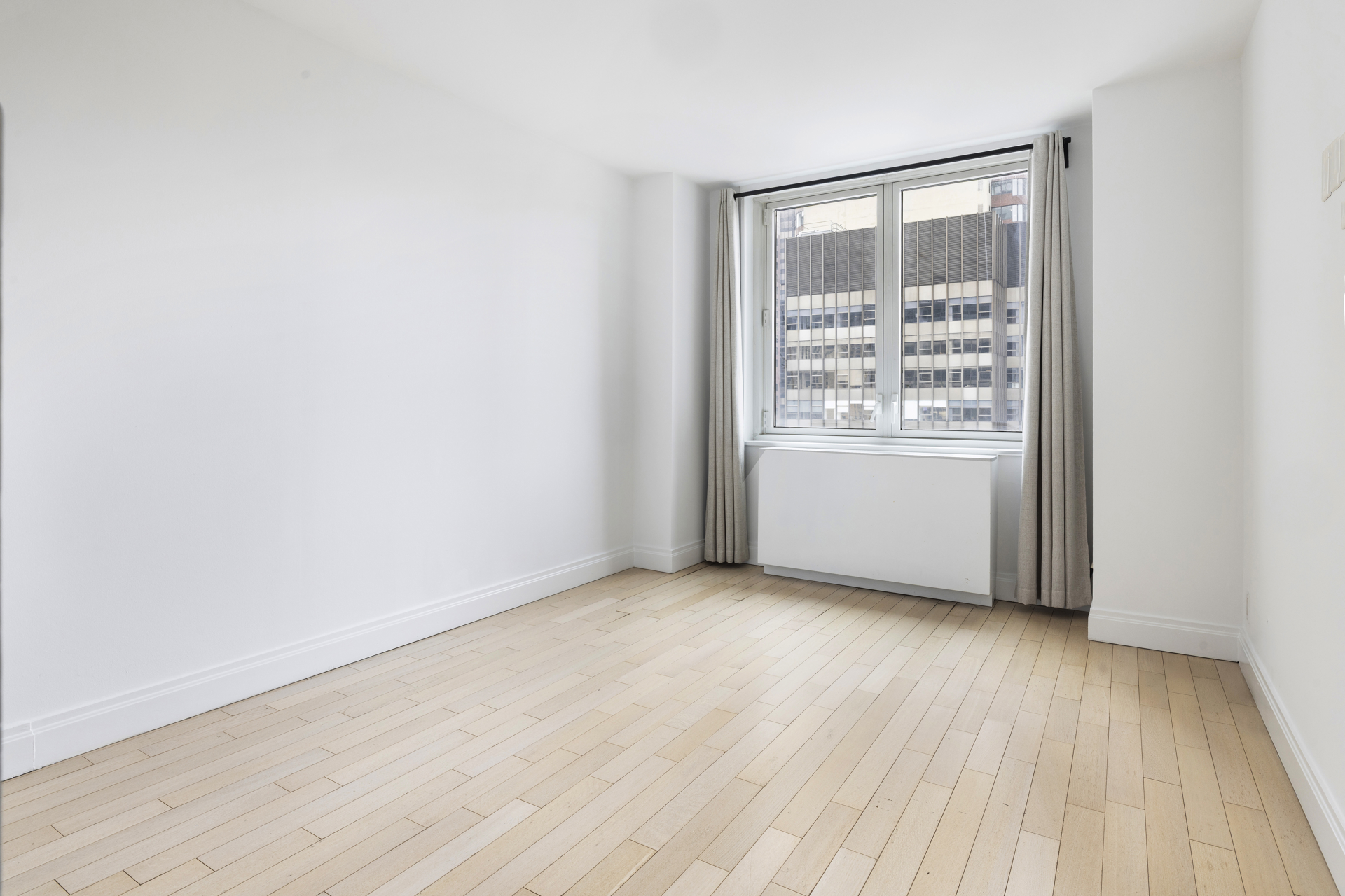 212 E 47TH Street 29B Property Photo 1