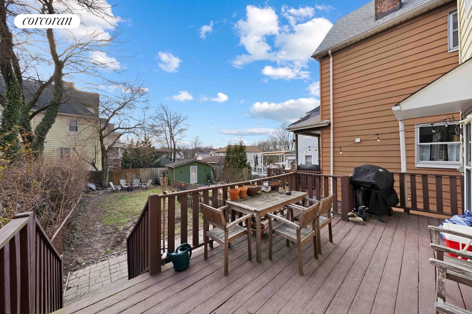 304 Westervelt Avenue Property Photo 14