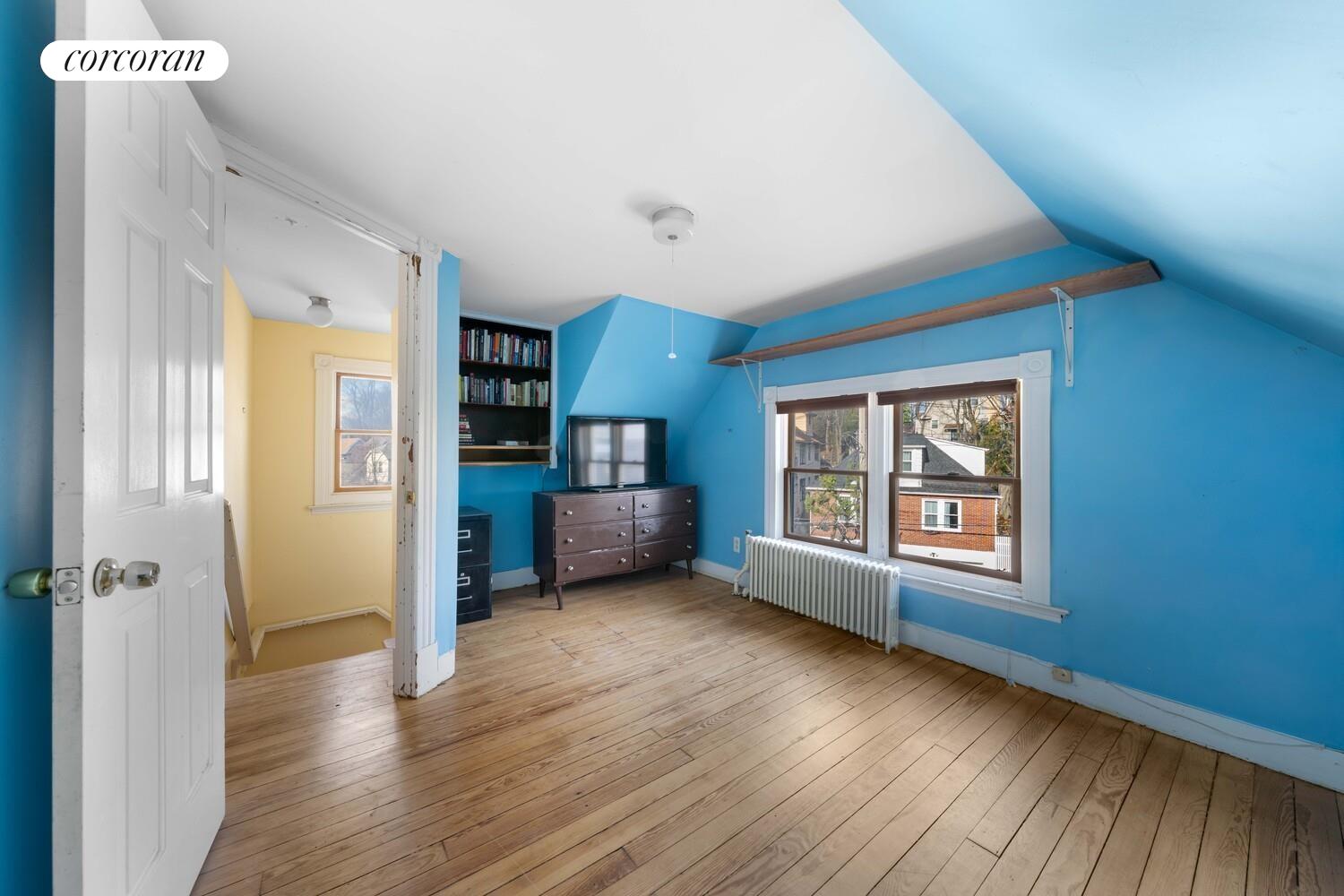 304 Westervelt Avenue Property Photo 30