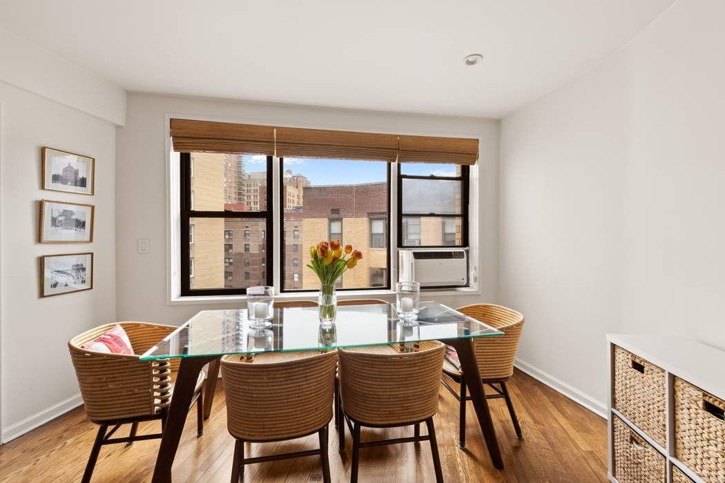 30 E 9th Street 6d Property Photo 2