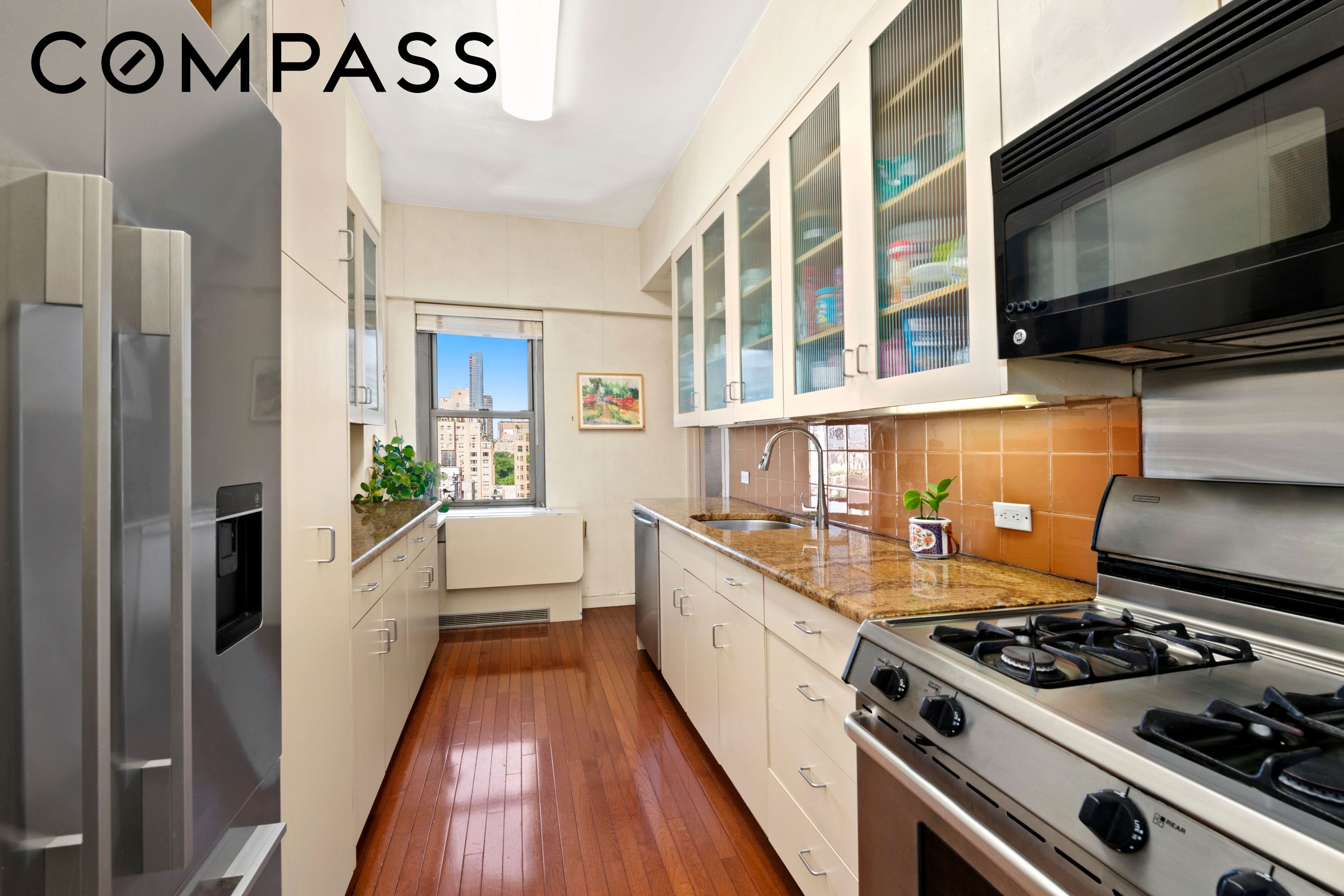 650 Park Avenue 18c Property Photo 11