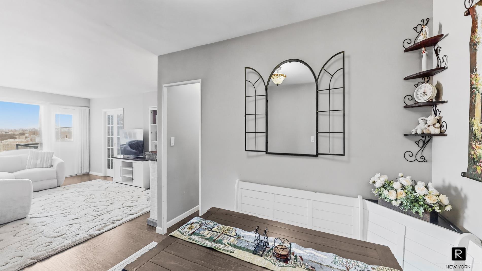 1020 Grand Concourse 17-v Property Photo 4