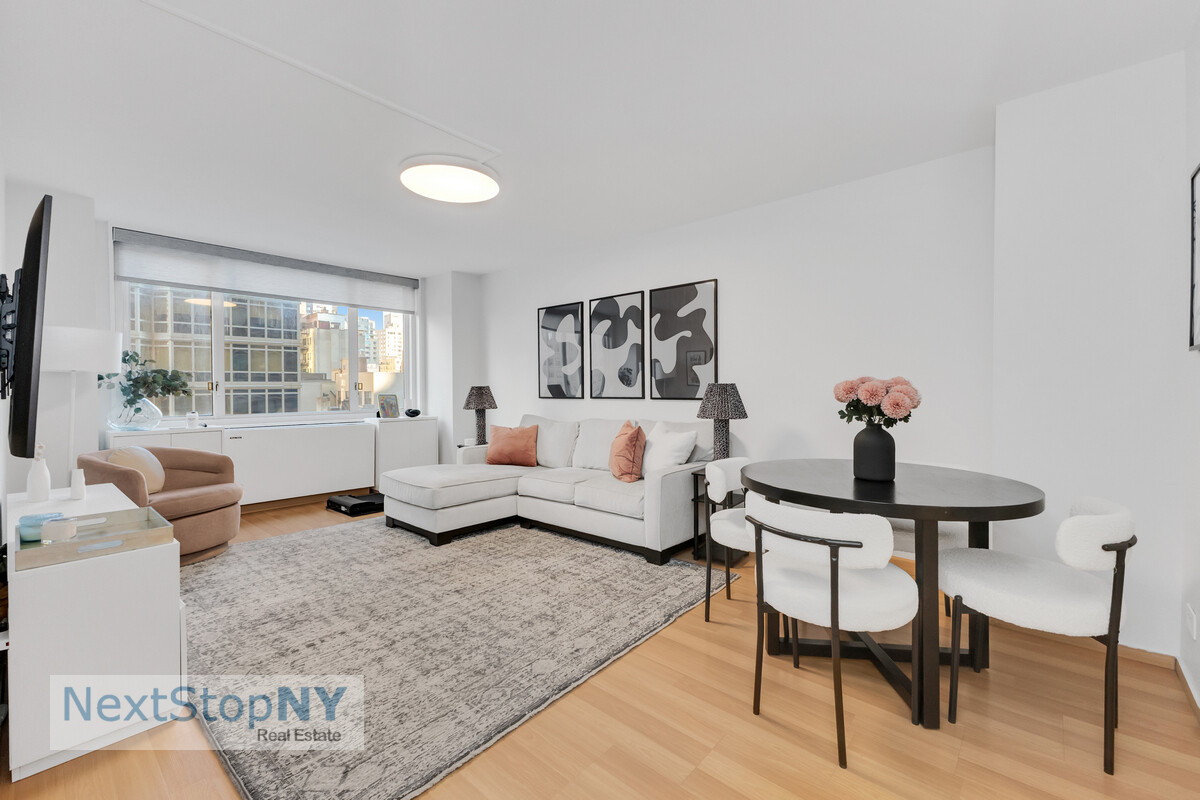 245 E 54TH Street 6G Property Photo 1
