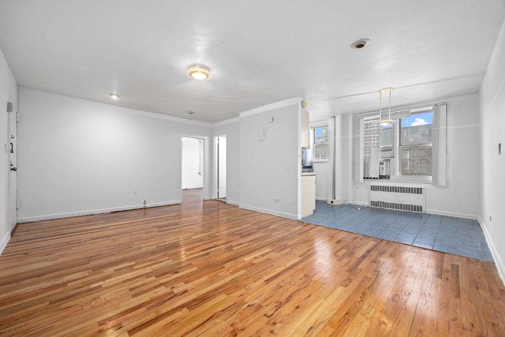 67-30 Clyde Street 6G Property Photo 1