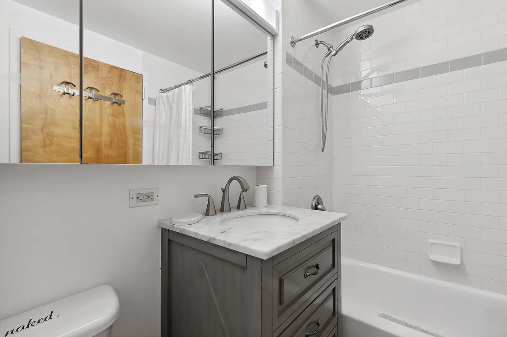 520 W 23rd Street 6-c Property Photo 7