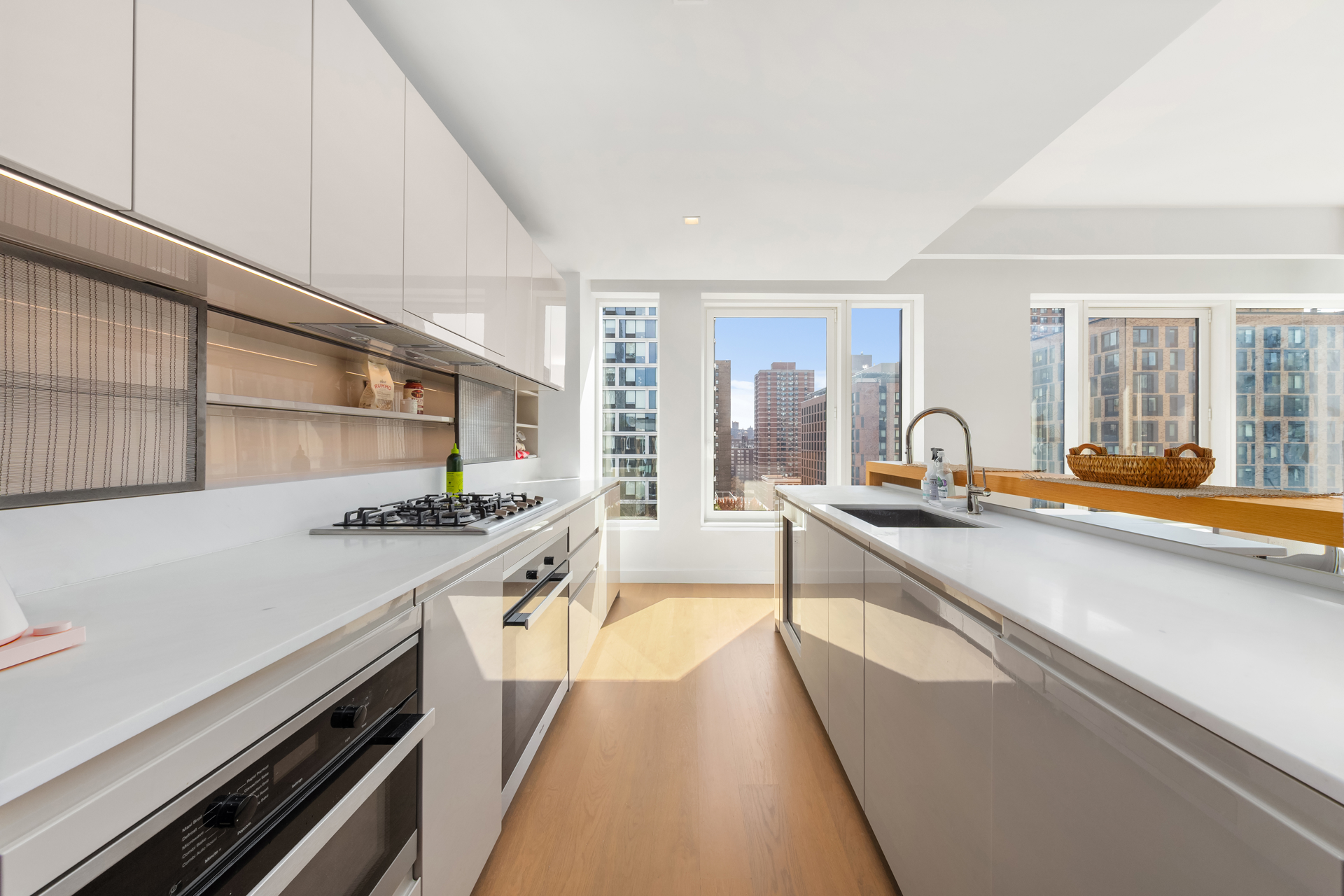 202 Broome Street 9m Property Photo 3