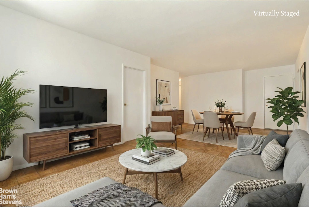 1725 YORK Avenue 17G Property Photo 1
