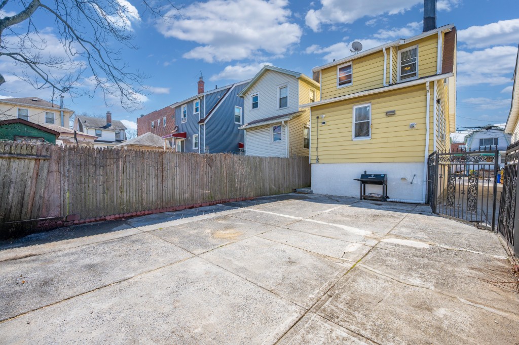 4416 Bruner Avenue House Property Photo 17