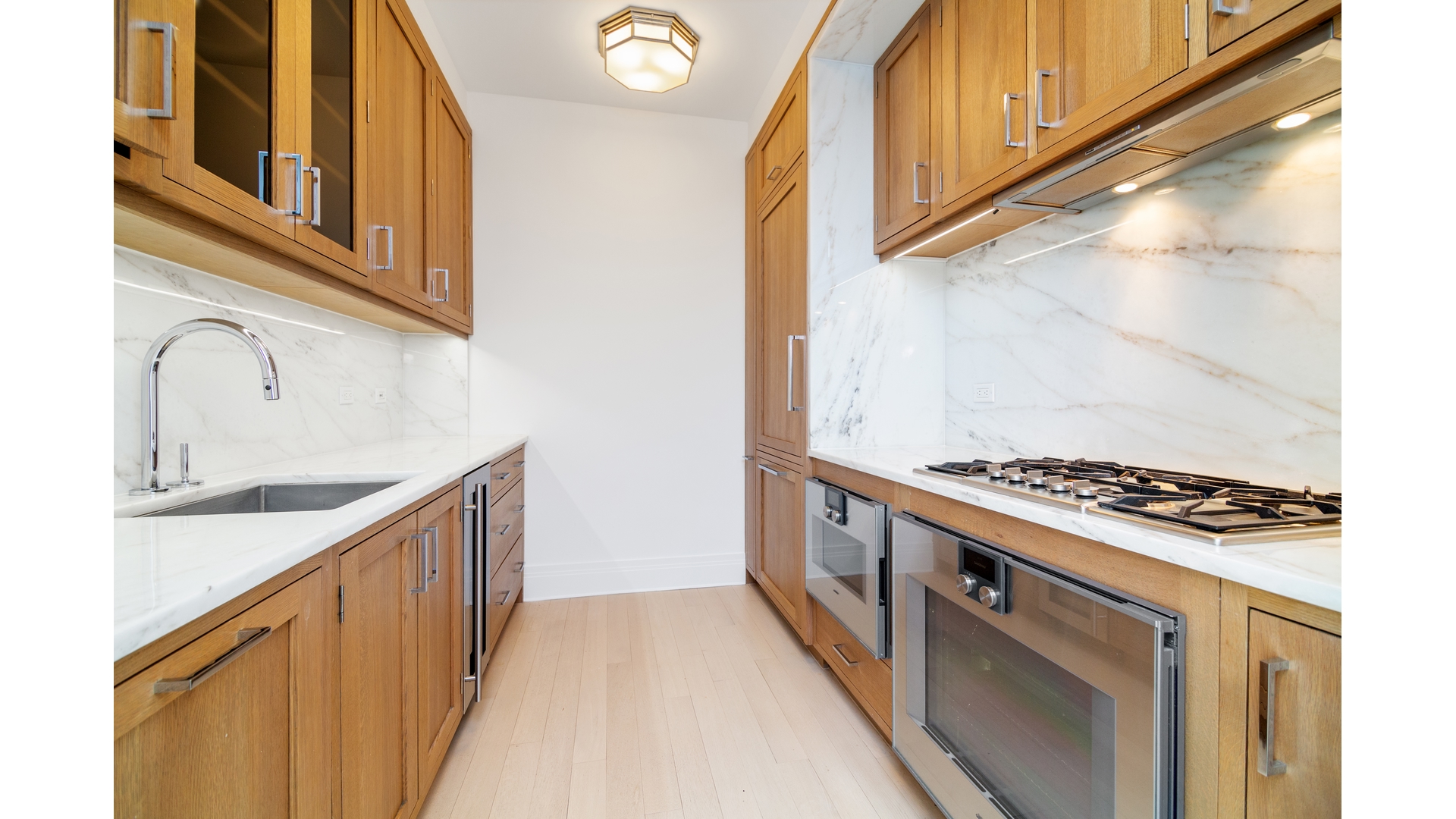 30 Park Place 62d Property Photo 4