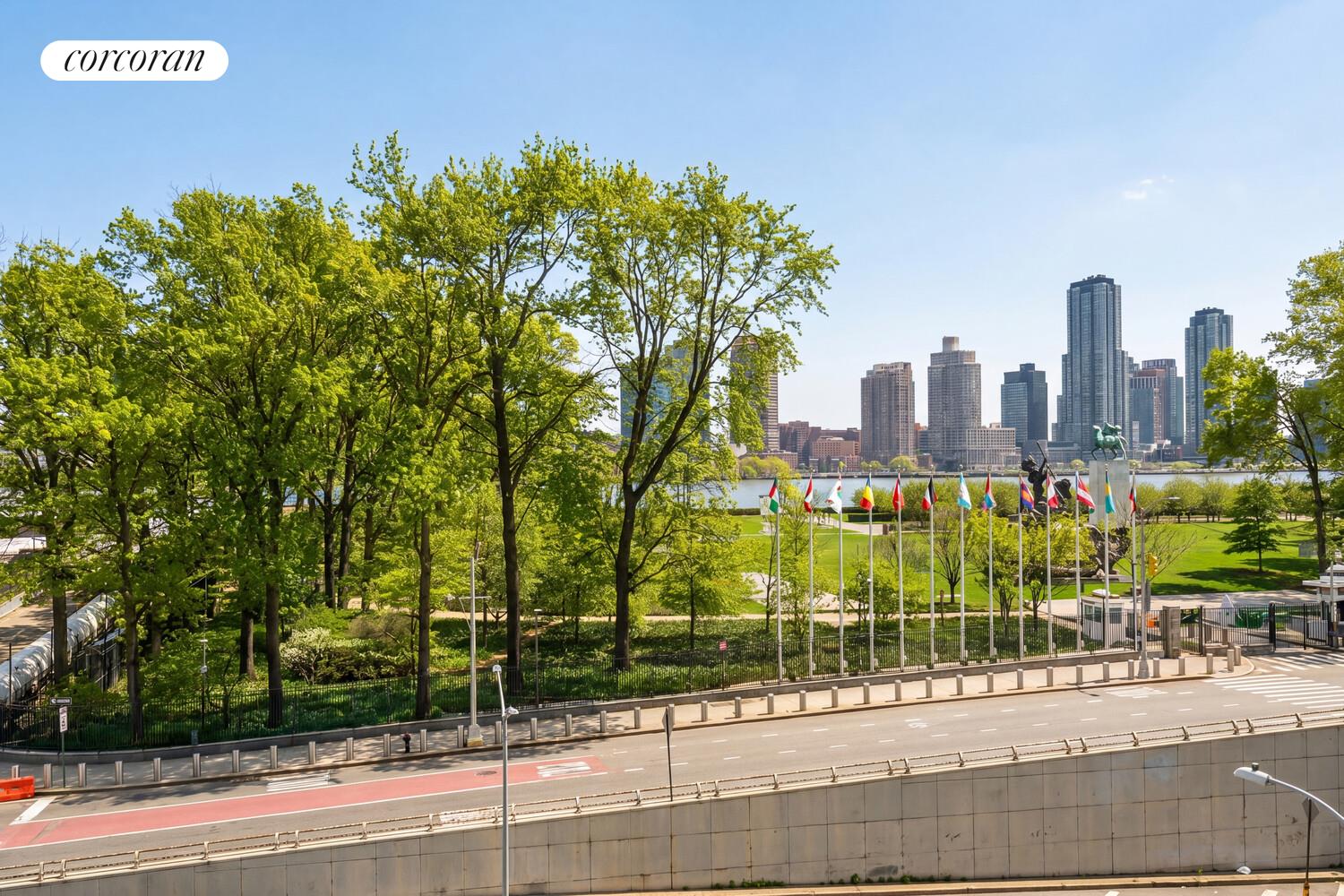 845 UNITED NATIONS Plaza 5C Property Photo 1