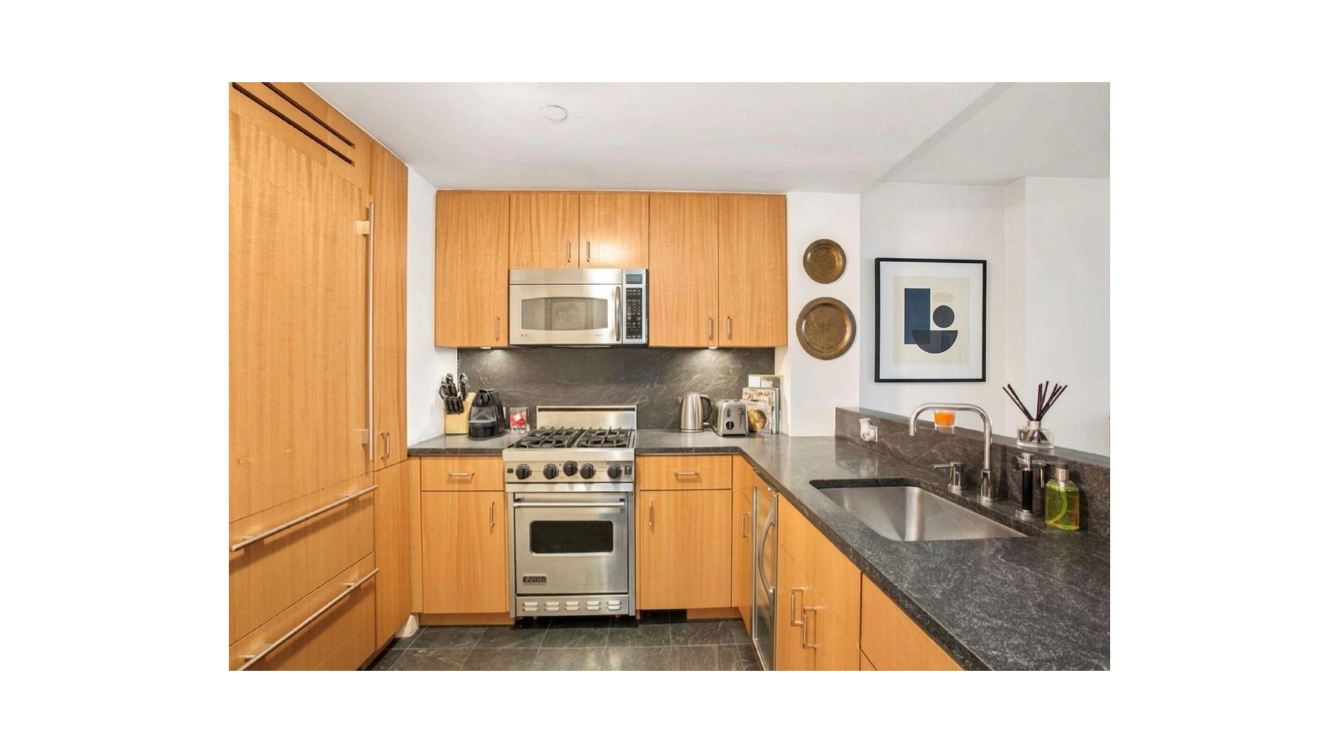 100 W 58TH Street 12F Property Photo 1
