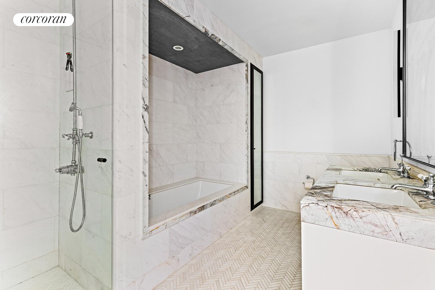 438 E 12th Street 5q Property Photo 5