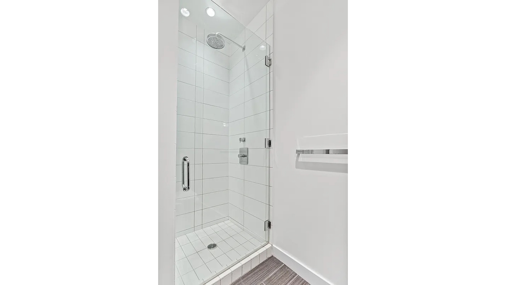 60 W 20th Street 5d Property Photo 7