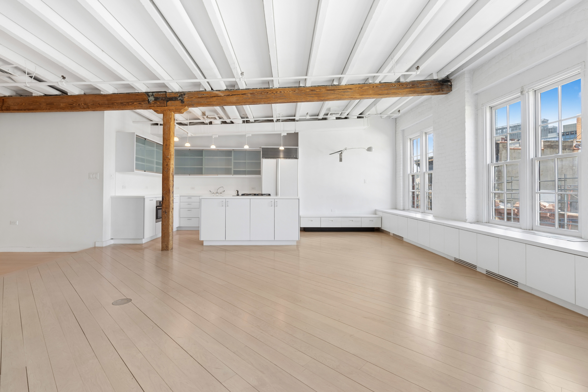 140 Thompson Street 6b Property Photo 2