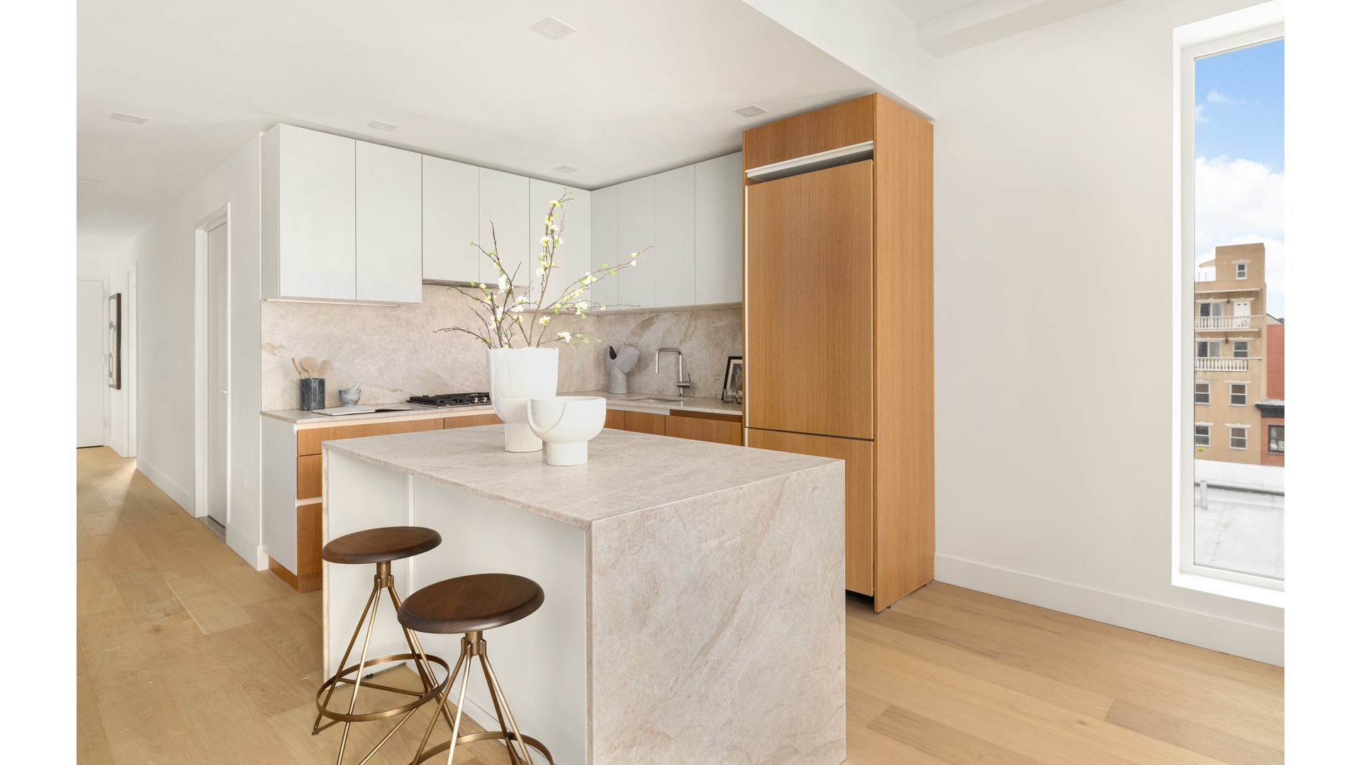 684 DEAN Street 2 Property Photo 1