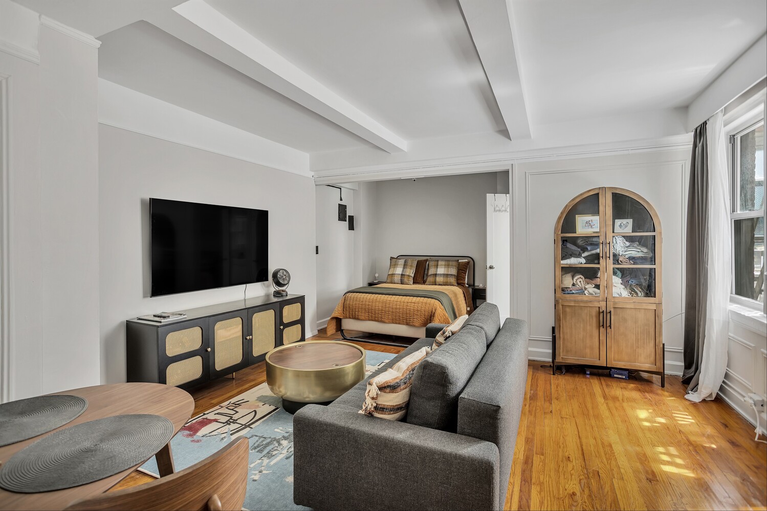 155 E 49TH Street 7G Property Photo 1