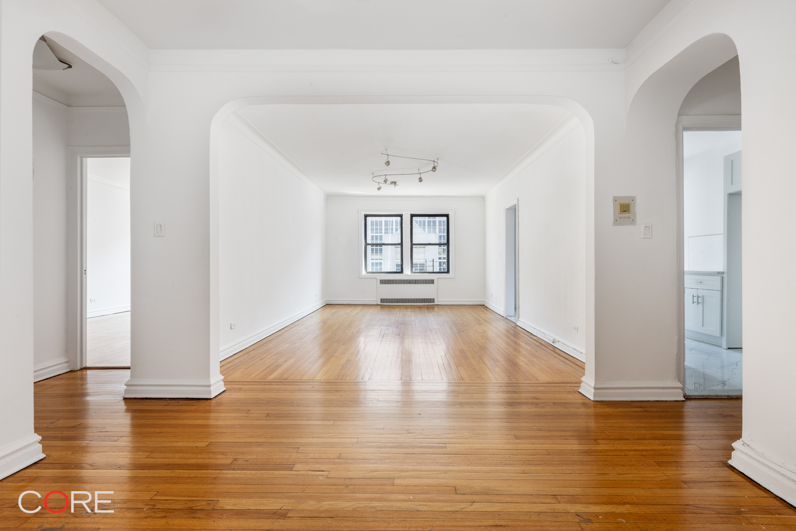 34-24 82nd Street 4N Property Photo 1