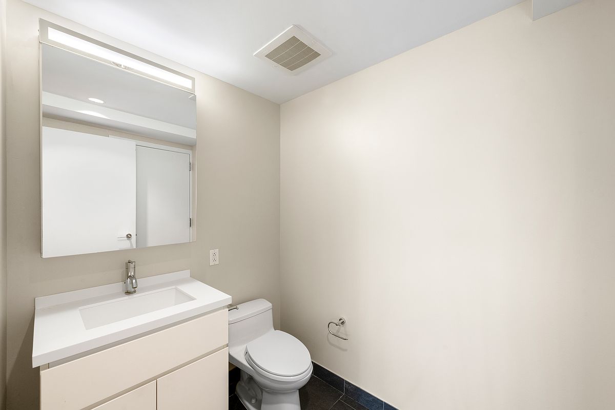 425 W 53rd Street 301 Property Photo 10