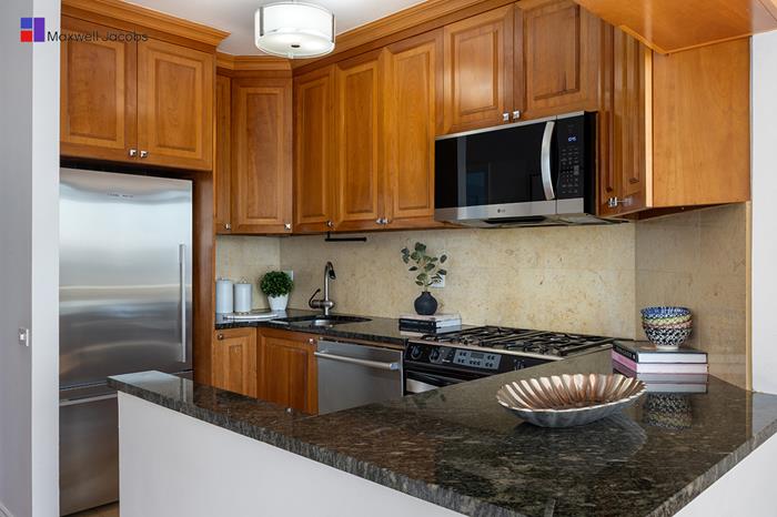 330 E 75th Street 19-c Property Photo 4